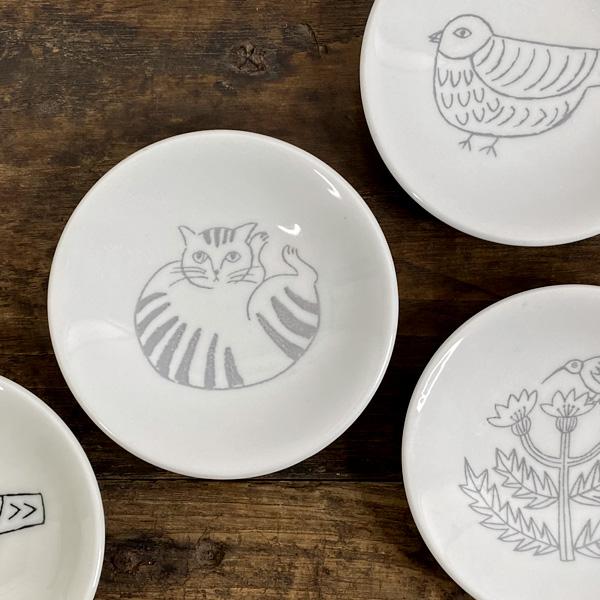 松尾ミユキ 豆皿 B 食器 豆皿 猫 鳥 グッズ 柄 雑貨 プレゼント おしゃれ かわいい 日用品 ねこ 可愛い モチーフ Matsuomiyuki Tableware 001 オリーブアベニュー 通販 Yahoo ショッピング