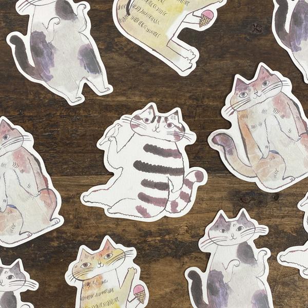 旅するレストラン・トラネコボンボンを主宰する料理人、中西なちおさんデザインの切り抜きカードです。個性的でユーモアあふれる猫がかわいいデザイン。メッセージを書いて贈り物に添えるのはもちろん、そのまま送っても喜ばれそうです。裏面は手書き風の罫線...