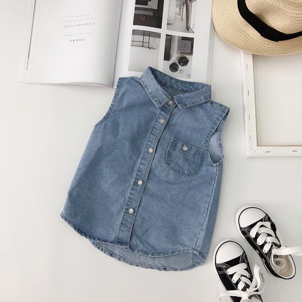 ボタンにもこだわりとってもオシャレ☆涼し気なノースリーブで着やすく動きやすい！シンプルになりがちな夏の着こなしがグッとおしゃれになります。【サイズ】80cm・90cm・100cm・110cm・120cm・130cm【生地感】生地　　：硬めー...