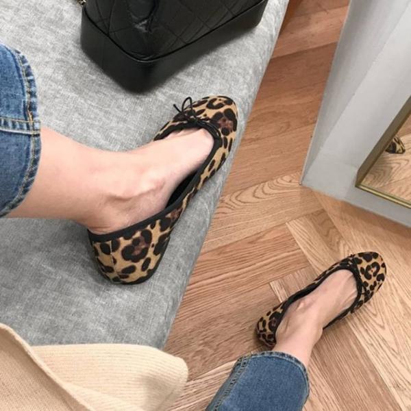 ヒョウ柄 パンプス アニマル柄 レオパード リボン ラウンドトゥ フラットシューズ フラットパンプス ぺたんこシューズ フラット ぺたんこ バレエ シューズ レデ Buyee Buyee Japanese Proxy Service Buy From Japan Bot Online