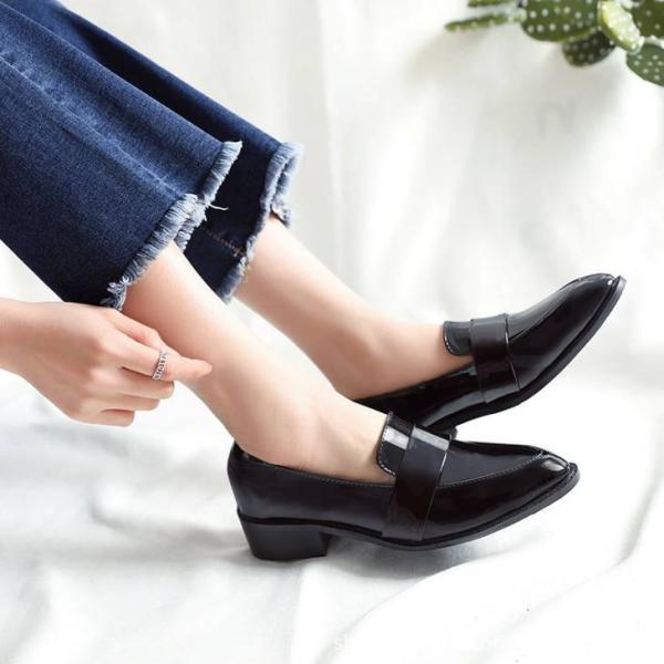 オフィス 靴 女性 レディースローファー スリッポンの人気商品 通販 価格比較 価格 Com