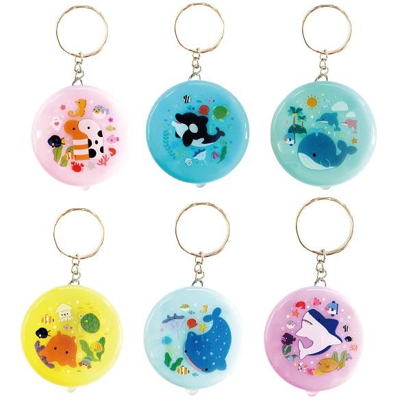 光るおもちゃ アクア水族館まんまるライトキーホルダー 24個セット