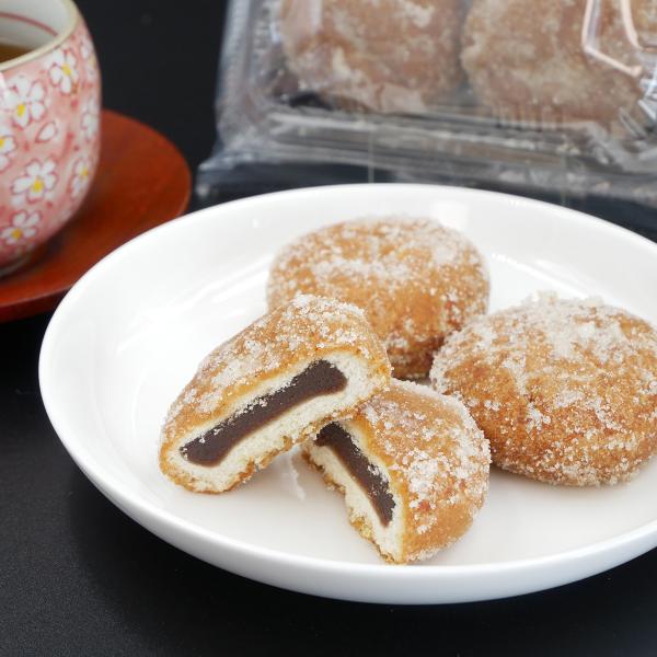 約50年の間、同じ製法で作り続けてきた、昔ながらの「あん入りドーナツ」。クチコミでロングセラーとなった一品です！お子様からシニアの方々まで、多くの方に安心してお召し上がりいただけます。内容量：8個賞味期限：製造日より90日関連ワード栃木 宇...