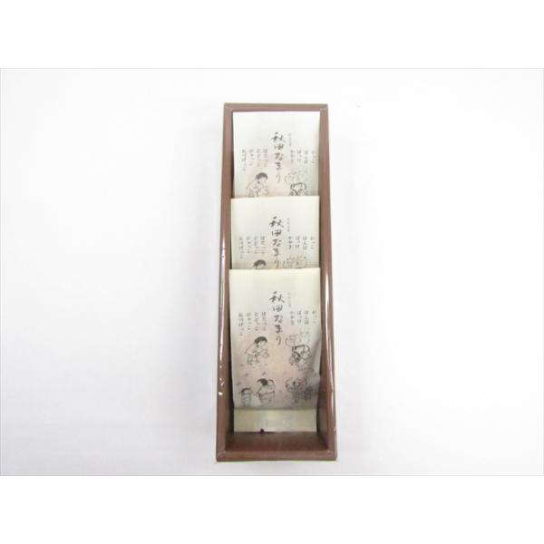 バターを感じさせるカステラ生地に、ブランデー漬けのマロンを入れ丁寧に焼き上げたお菓子です。名称/焼き菓子原材料名/栗甘露煮（国内製造）、発酵バター、鶏卵、砂糖、小麦粉、アーモンドプードル、白いんげん豆、クリーム、蜂蜜、転化糖、洋酒、（一部に...