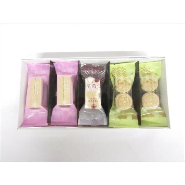 生もろこし、もろこしあん、茶菓仙の3種類が入った詰合せです。名称/生菓子原材料名/【生もろこし】上白糖（国内製造）、あずき粉（小豆（北海道産））、白いんげん豆ペースト、麦芽糖、もち粉／増粘剤（アカシアガム）【もろこしあん】上白糖（国内製造）...