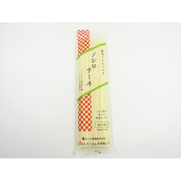 明治時代からの伝統品である「能代片栗うどん」の製法を応用して作り上げられた、モチモチした和風パスタ。フィットチーネ風平打ち麺は、ソースにからみやすく「オイル系パスタ」や「クリームパスタ」として召し上がるのがおすすめです。名称/干しめん原材料...