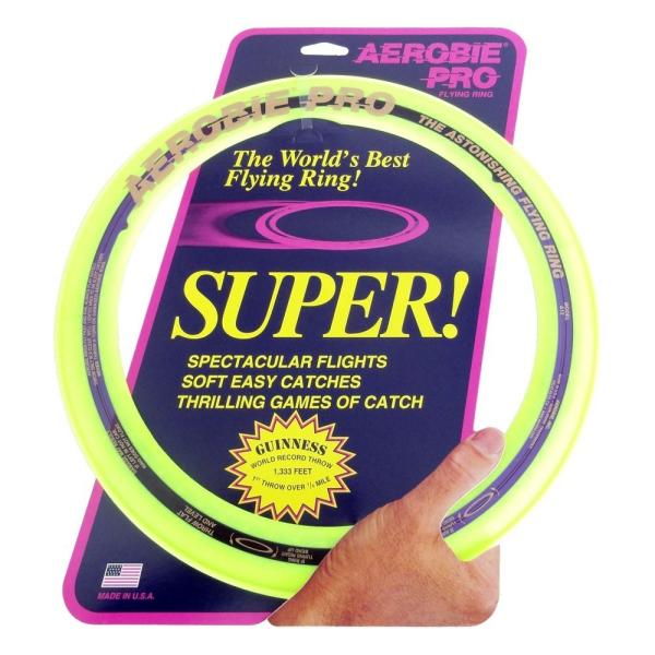エアロビー［Aerobie］世界一の飛びを体感！エアロビー2 8 年のロングセラー。航空力学に基づいたデザイン。リング状の構造で風の抵抗を受けにくいため、正確なキャッチ＆スロー。シャープで安定した飛行距離は抜群。流体力学に基づいた絶妙な構造...