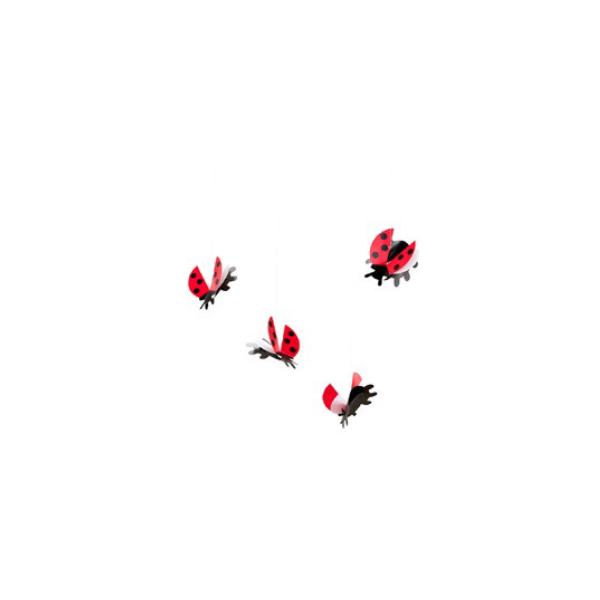 　４匹のテントウムシが羽を広げて飛んでいる様子をモチーフとしたモビールです。白い壁紙にも赤色があざやかに映え、見る人を明るい気持ちにさせてくれます。子ども部屋はもちろんのこと、窓辺や植物の近くに飾るのもオススメ。慌ただしい日々の中に空間と心...