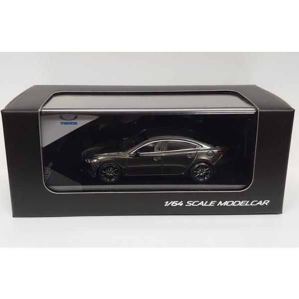 1/64 ミニカー マツダ アテンザ セダン（2015） チタニウムフラッシュ