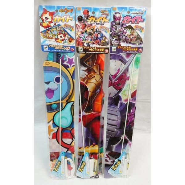 キャラクターカイト「妖怪ウォッチ」「ルパンレンジャーVSパトレンジャー」「仮面ライダージオウ」のセットです。最大幅116cmのビッグサイズ。グラスファイバークロスロッドを使用し、強度を確保。切れづらいポリエステル製のたこ糸35m付。
