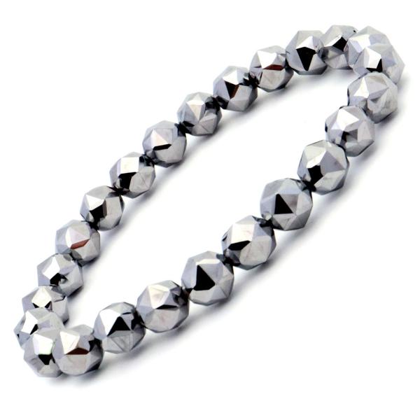 ONE.ONEがお届けするテラヘルツ アクセサリー。専用のケースにお入れし、お届けをさせて頂きます。■サイズ直径 約8mm ■テラヘルツとは１秒間に約１兆回振動するテラヘルツ波は、電波と光の中間的な特性があります。テラヘルツ波分子の運動に影...