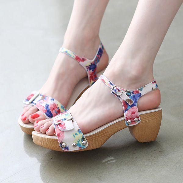 サンダル 花柄 ボタニカル柄 プリント バックル ５センチ ヒール サンダル 14 夏 新作 レディース シューズ Buyee Buyee 提供一站式最全面最專業現地yahoo Japan拍賣代bid代拍代購服務 Bot Online