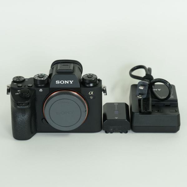 SONY　α9　ILCE-9(Eマウント) 良品 | シャッター数13,477回] SONY α9（ILCE-9） Eマウント