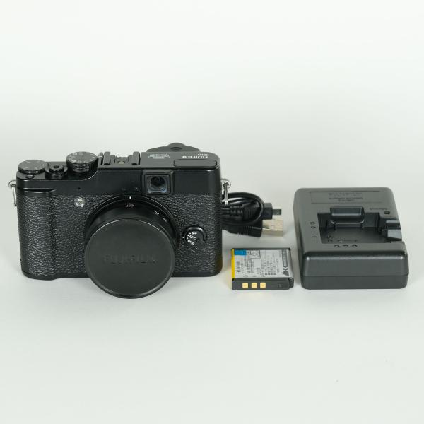 良品] FUJIFILM X10 ブラック | コンパクトデジタルカメラ : ONESCENE