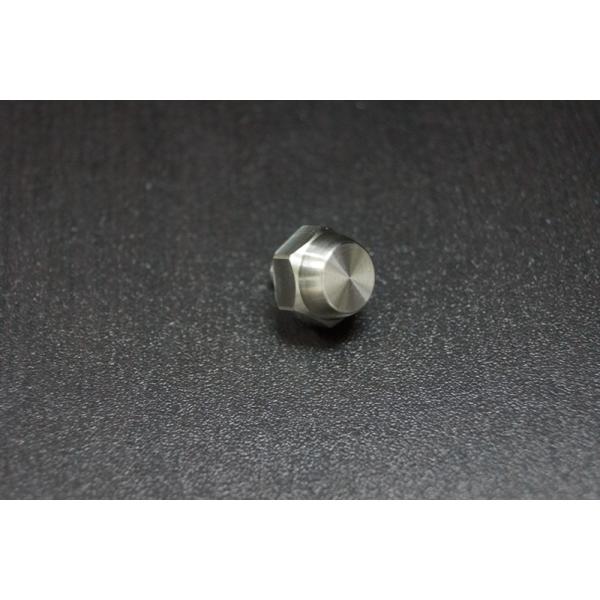 onglobe_bolt-ryoga