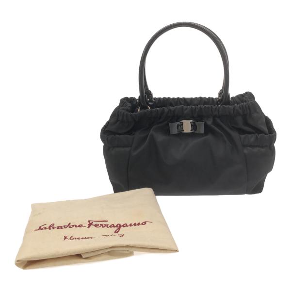 ◎Salvatore Ferragamo◎ サルヴァトーレフェラガモ ヴァラリボン