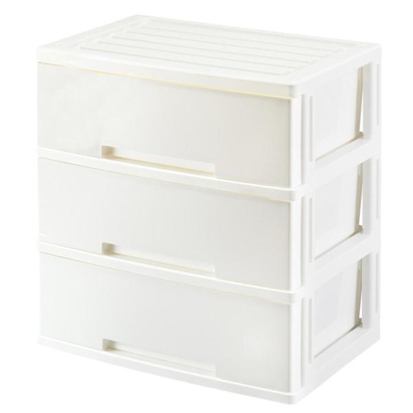 シンプルな3段ワイドチェスト●前面パネルはつや消し加工で光沢を抑えたマットな色合い。押入れやクローゼットなどの隠れるところだけでなく、リビングにも置けるインテリアチェストです。●掃除などの移動に便利なキャスター付き。表からは見えない隠しキャ...