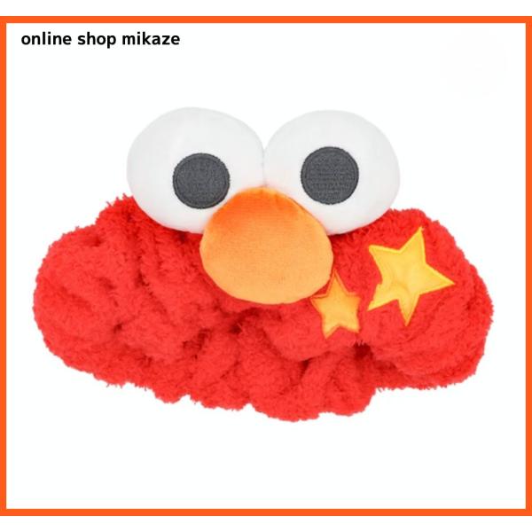 セサミストリート エルモ 超巨大ぬいぐるみ　USJバンダナ付き ぬいぐるみ（Lサイズ） – ユニバーサル・スタジオ・ジャパン