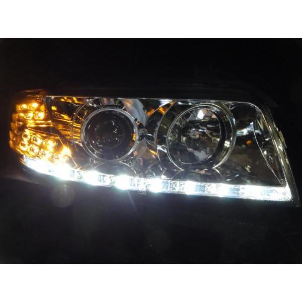 アウディ　高年式ルック　LED　ヘッドライト　ヘッドランプ　A4　B5　ウィンカーLED　1996〜2001ｙ　インナーメッキ