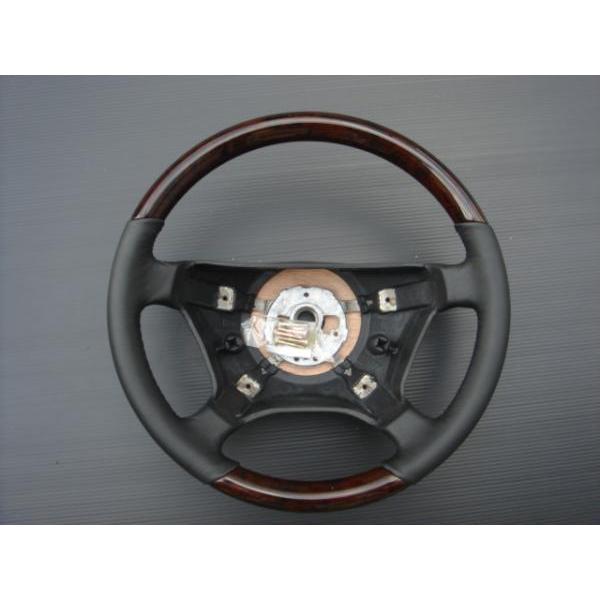 メルセデス・ベンツ/ ハンドル メルセデス ベンツ ウォルナットウッド/レザー ステアリング :S