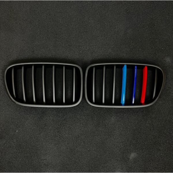 輝け!　愛車!　 　Mカラー グリル　X3 　F25　 X3Mルック スポーティ全開♪ BMW Mカラー グリル X3 F25 20d 20i 28i 35i xDrive