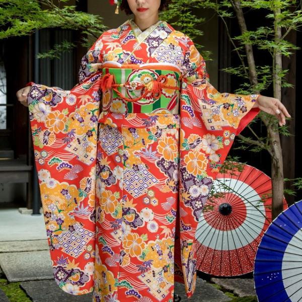 振袖用の袋帯・No, 902・変り結びに嬉しい、柄が途切れない全通柄の