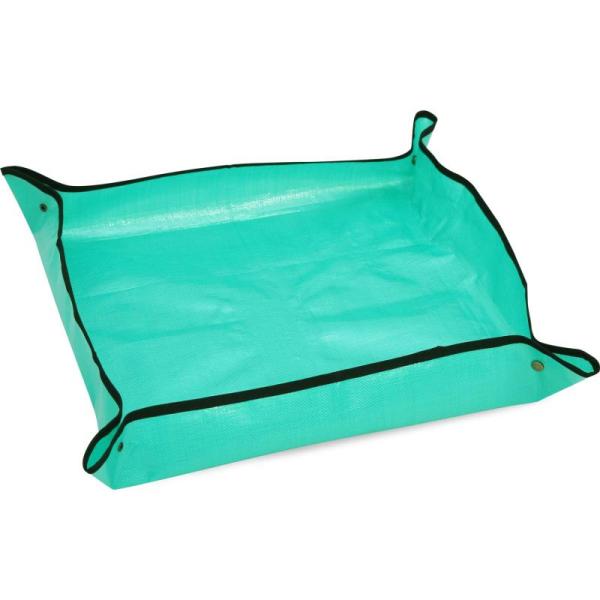 他サイト： アストロ 折りたたみ式防水園芸シート Sサイズ 約65×67cm 室内での植え替え作業にも便利なサイズ スナップボタンでトレー型に変形 コンパクトに収の商品画像