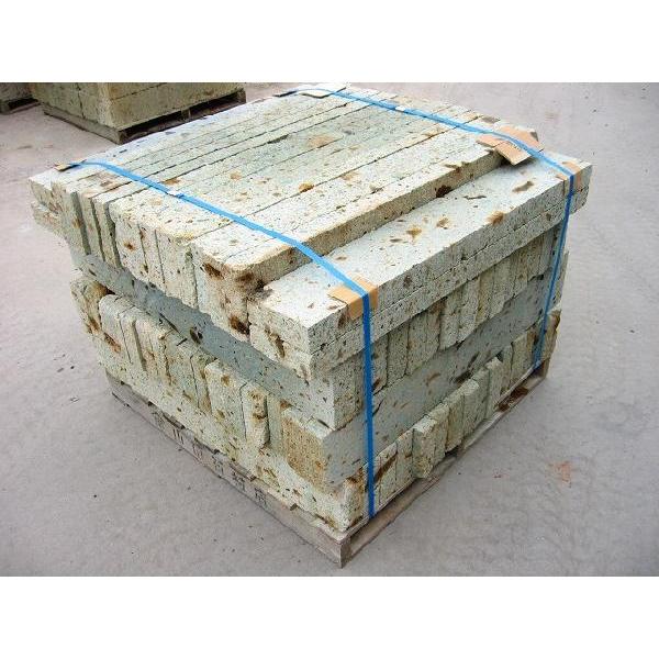 大谷石 端材特価品 約50x150前後x900前後mm 60枚1セット ばらつき 