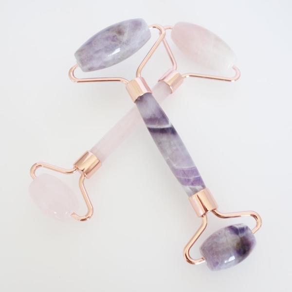 大人気天然中国翡翠の美顔マッサージローラーリンパマッサージ・全身のマッサージにもOK天然石ローラーでお肌のマッサージ自宅で簡単クリスタル美容フェイスケア・美肌ケアテレビを観ながらお肌ケア軽いマッサージで、お肌の弾力性を保ち循環を促進コロコロ...