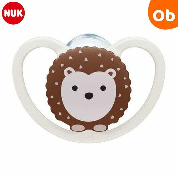 授乳時の乳首にそっくりで、上あごにぴったりフィットするヌークのおしゃぶりから、よだれかぶれしにくい "スペース" シリーズが登場。 お口周りにスペースがあいているヌーク独自の構造で、肌への接触面が少ないからいつでも清潔。敏感な赤ちゃんの肌を...
