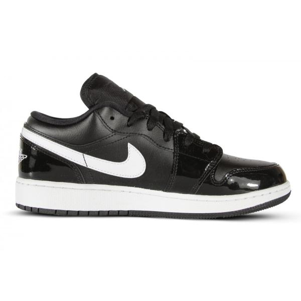 NIKE（ナイキ） AIR JORDAN 1 LOW RETRO BLACK WHITE 553560-002