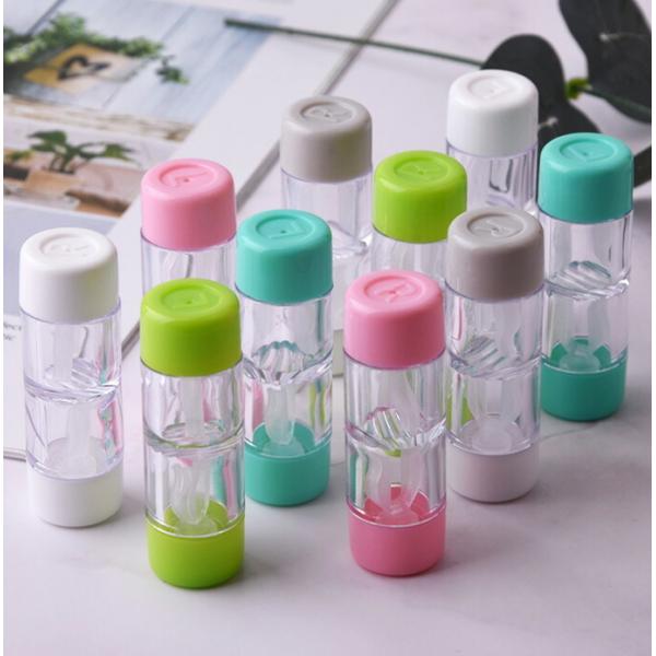 ハードタイプのコンタクトケース。シンプルで無駄のないデザインで、持ち運びにも便利です。家庭用はもちろん、旅行用、お出かけ用や、予備ケースとしても最適です。サイズ：56mm×16mm　※レンズを挟む部分が開いてきた場合は、根本を強くつまみ、幅...