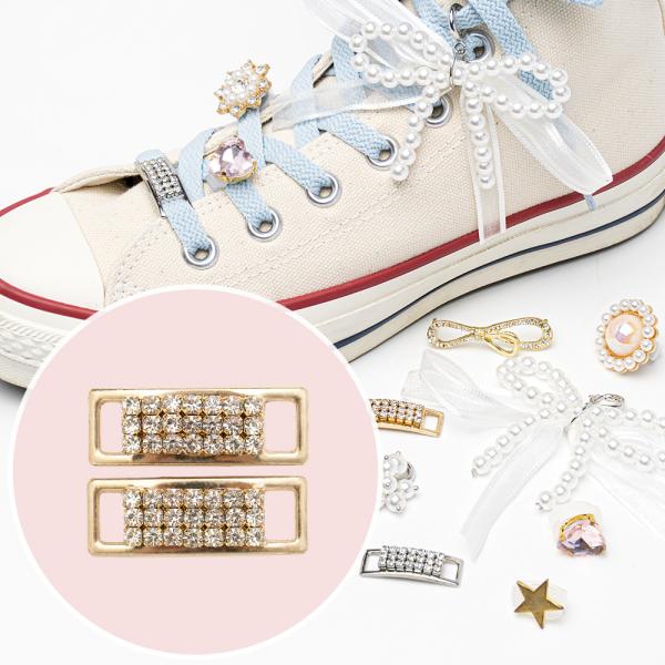 ■足元から、個性をプラス定番スニーカーも、アクセサリーひとつで一気にオリジナリティ溢れる印象に。気分やシーンに合わせて簡単に付け替え可能。まるでアクセサリー感覚で楽しめるのが魅力です。■小さなパーツでも、大きな存在感さりげなく光るメタルチャ...