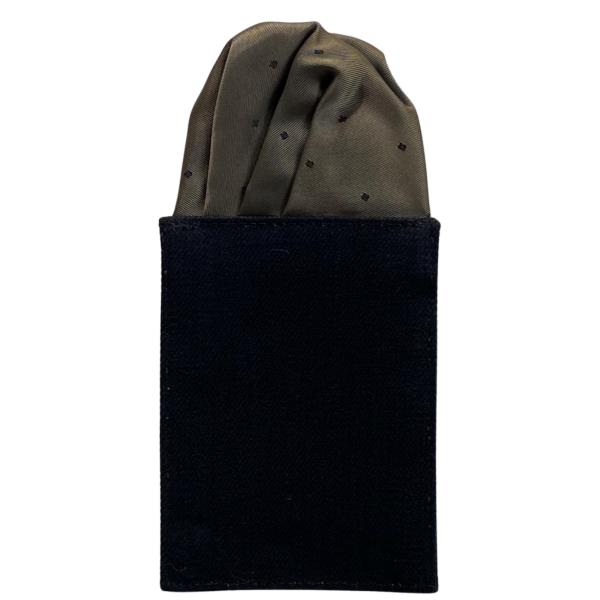 挿すだけで華やかな雰囲気になります。