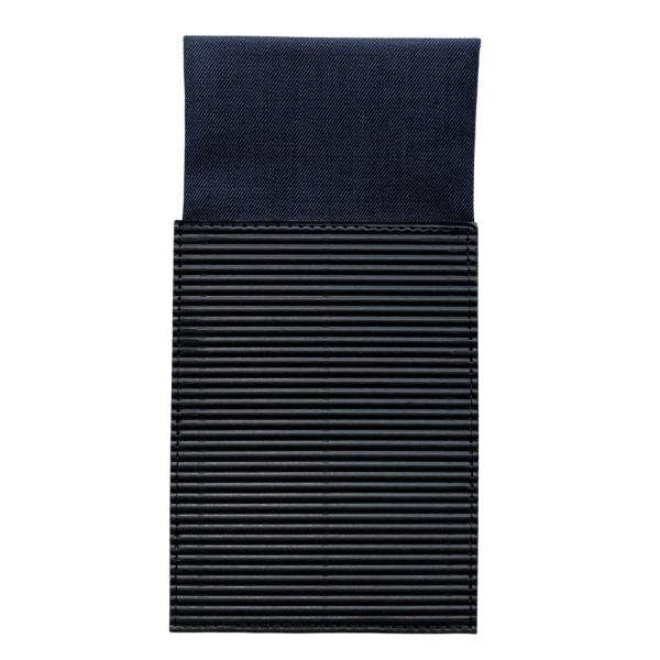 挿すだけで華やかな雰囲気になります。