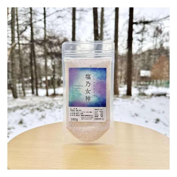 ◆最適なブレンドにするために硫黄を含んでいます。少し匂いがありますので苦手な方はご注意ください。商品名 塩乃女神（旧 漢宝塩）名称 塩内容量 180g原材料 海塩、岩塩、竹塩<栄養成分表示> 主要ミネラル成分（100gあたり）　...