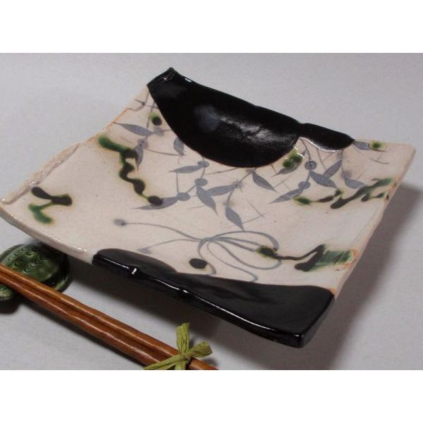 角皿 黒織部 幾何文 玉山窯 玉置保夫 監修 G-150 : 織部の器 千瓢