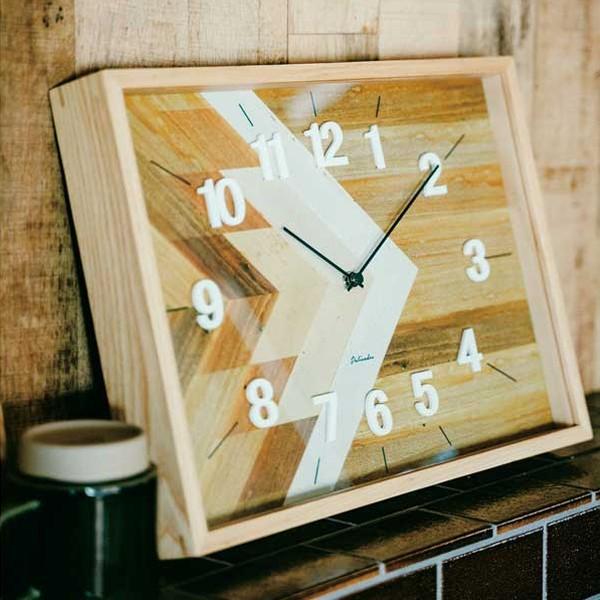 電波時計 おしゃれ 掛け時計 ベネレーブル 壁掛け時計 木製 ネイティブ柄 メンズライク 立て掛け