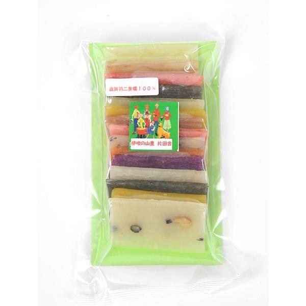 　　　懐かしいかきもちを自宅で簡単に。あつあつかきもちは、みんなの笑顔もおいしさも倍に！伊吹の山里、冬の冷たい風で美味しく干しあがったかきもちです。これが食べ物？と思うような綺麗な色どりに思わず嬉しくなり、子供から大人まで楽しい時間を過ごす...