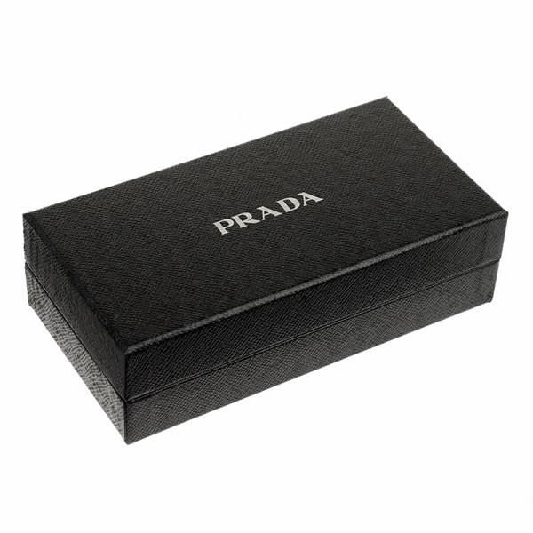 おトク情報がいっぱい プラダ 財布 長財布 Prada 1mh132 人気を誇る
