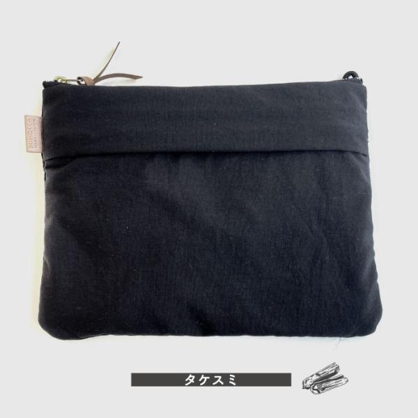 MIMOCCA オニベジ2wayポーチ ショルダー紐付きサイズ：約24cm×18cm　ショルダー紐：約110cm（長さ調整で最短約60cm）素材：ナイロン、ポリエステル、リサイクルレザー生産国：日本ファスナーポケットが2つついたフラットポー...