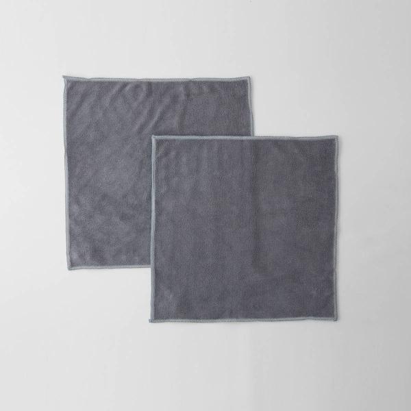 キッチンやリビングの油よごれ・ほこり・手アカに。密なマイクロファイバーパイルで、しっかり汚れをからめ取ります。