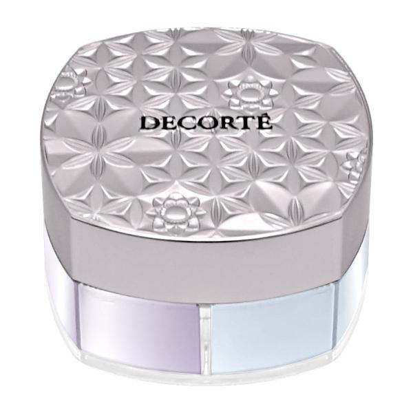 光の調合で、肌は澄んでゆく。ふわり、とけ込む、5質感の光フェイスパウダー。