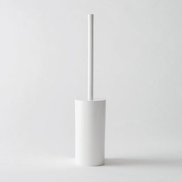 カーブしたネックとたまご型のブラシが、フチ裏や排水溝の奥までしっかり届きます。