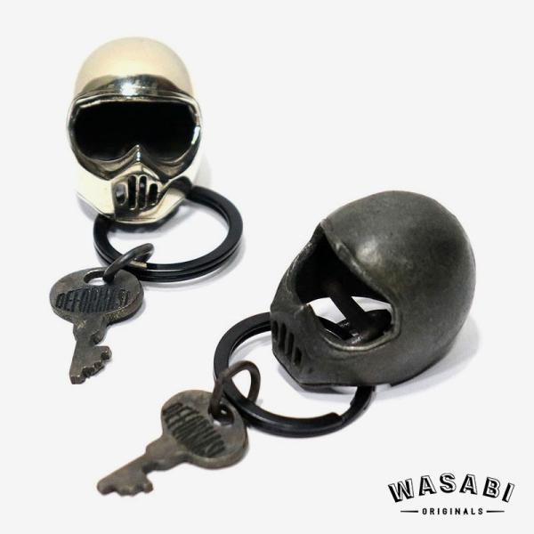 Wasabi originals ワサビオリジナル HELM キーチャーム ヘルメット ミニチュア キーホルダー メンズ おしゃれ アンティーク 鍵 車 バイク ボトルオープナー