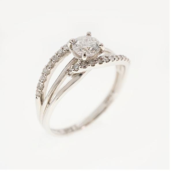 ju281】ダイヤモンド リング/0.34ct/0.10ct/Pt900 プラチナ/未使用