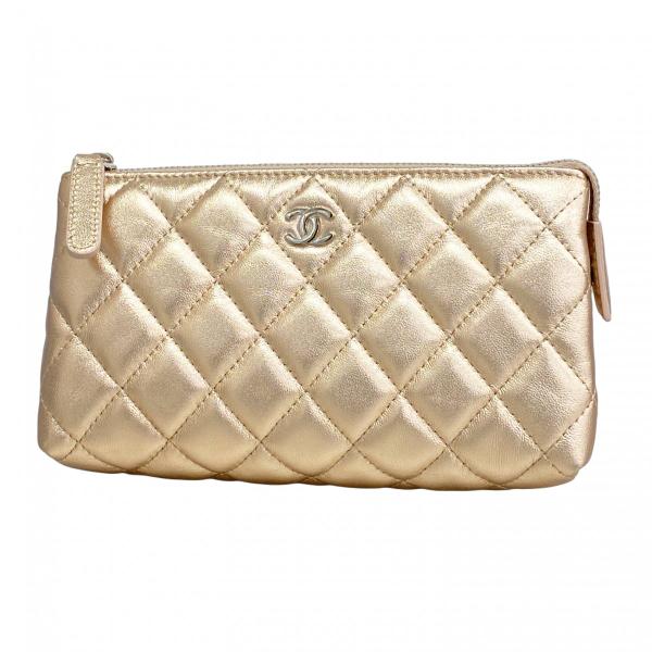 CHANEL 【5id5580-h】シャネル ポーチ マトラッセ ラムスキン ピンク  