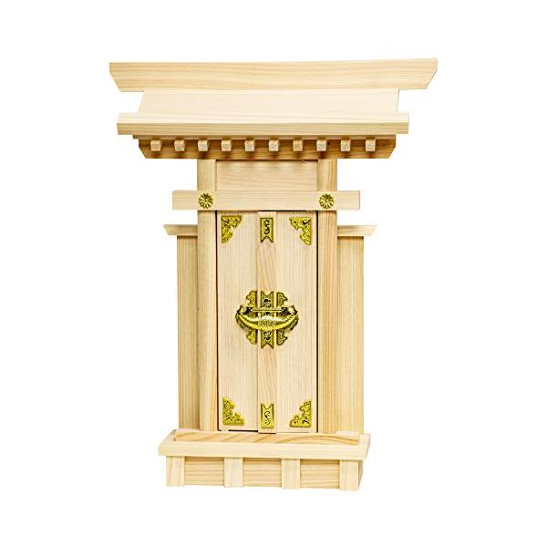 【商品概要】小さなスペースでも神様をお祀りできる一社造りの神棚です。[サイズ]約27×7×高さ35cm、(お神札の入る寸法)約タテ27×ヨコ9cm【商品説明】説明小さなスペースでも神様をお祀りできる一社造りの神棚です。新築や開業・起業などの...