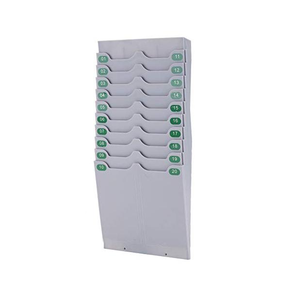 【商品概要】従業員の勤怠管理に欠かせないタイムカードのカードラックです。カードホルダーのポケットにわずかな前傾の角度をつける事によって取り出しやすく収納しやすいのが特徴です。20個のカード収納ポケットがあるので20人分のタイムカードが収納で...