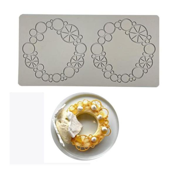 【商品名】　シリコンレースマット シュガークラフト印象型食用ケーキデコレーション 2穴バブルフラワー 【商品説明】　・ケーキデコレーション、シュガークラフト、ワックス、ガムペースト、レジン、ケーキトッパーなどに最適です。毎日のスイーツにレー...